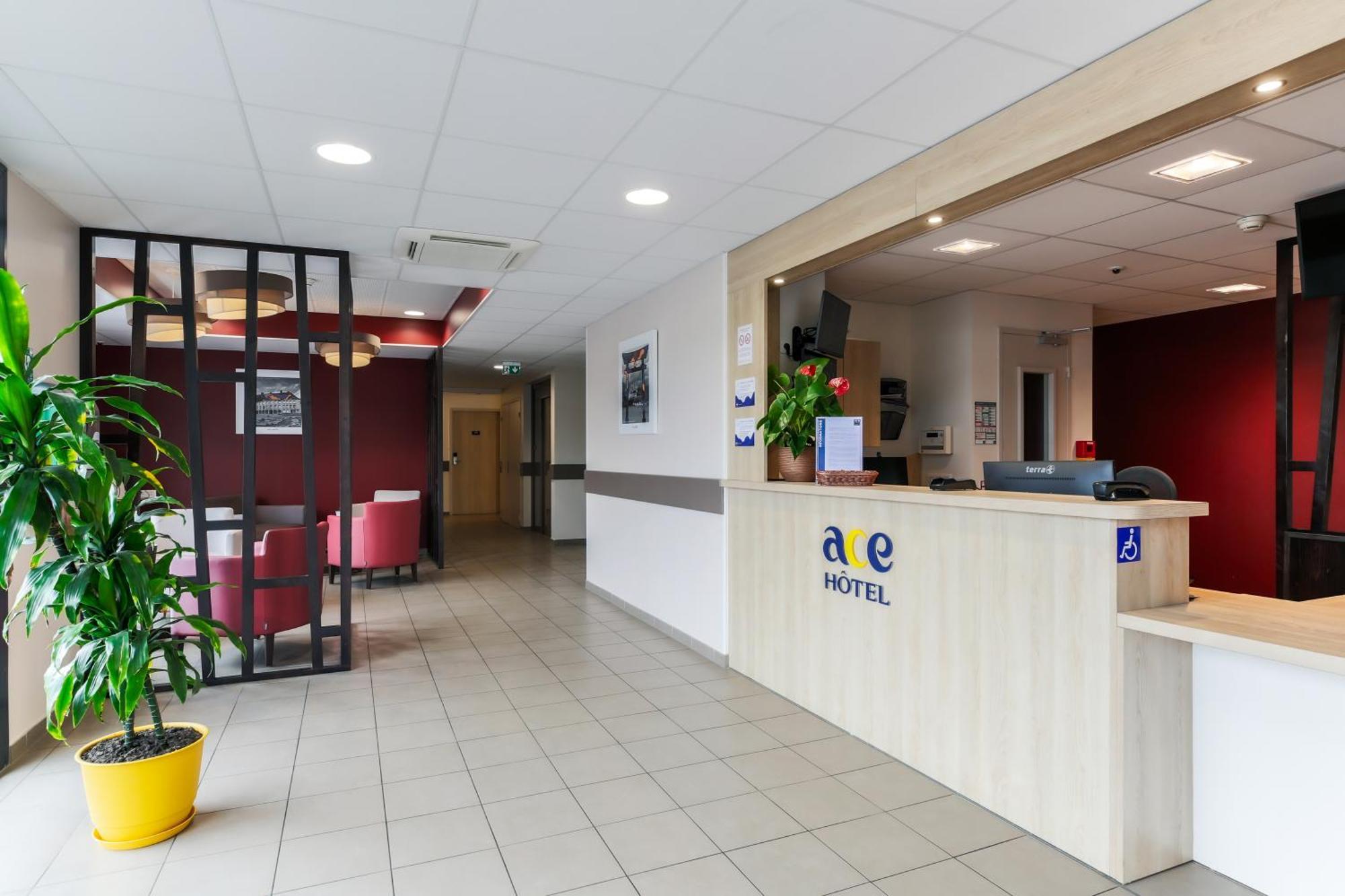 Ace Hotel Thionville - Porte Du Luxembourg Exterior foto